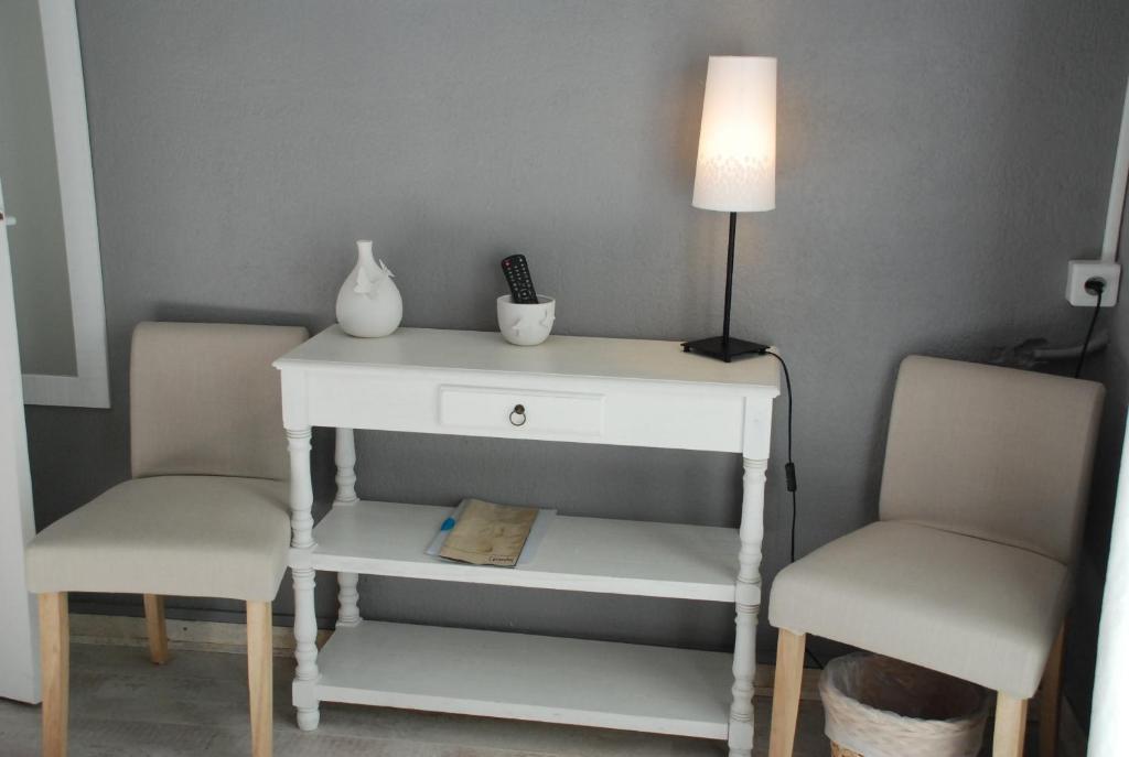 Hotel L'Orangeraie Le Lavandou Habitación foto